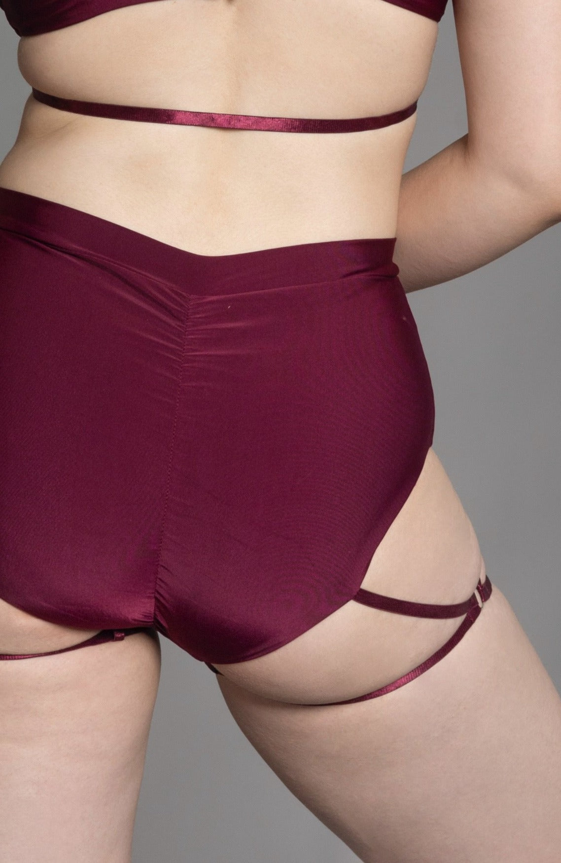 AMBER HIGH WAIST BOTTOM MULBERRY