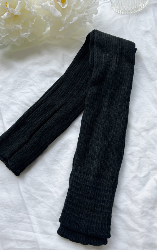 BLACK LEG WARMERS