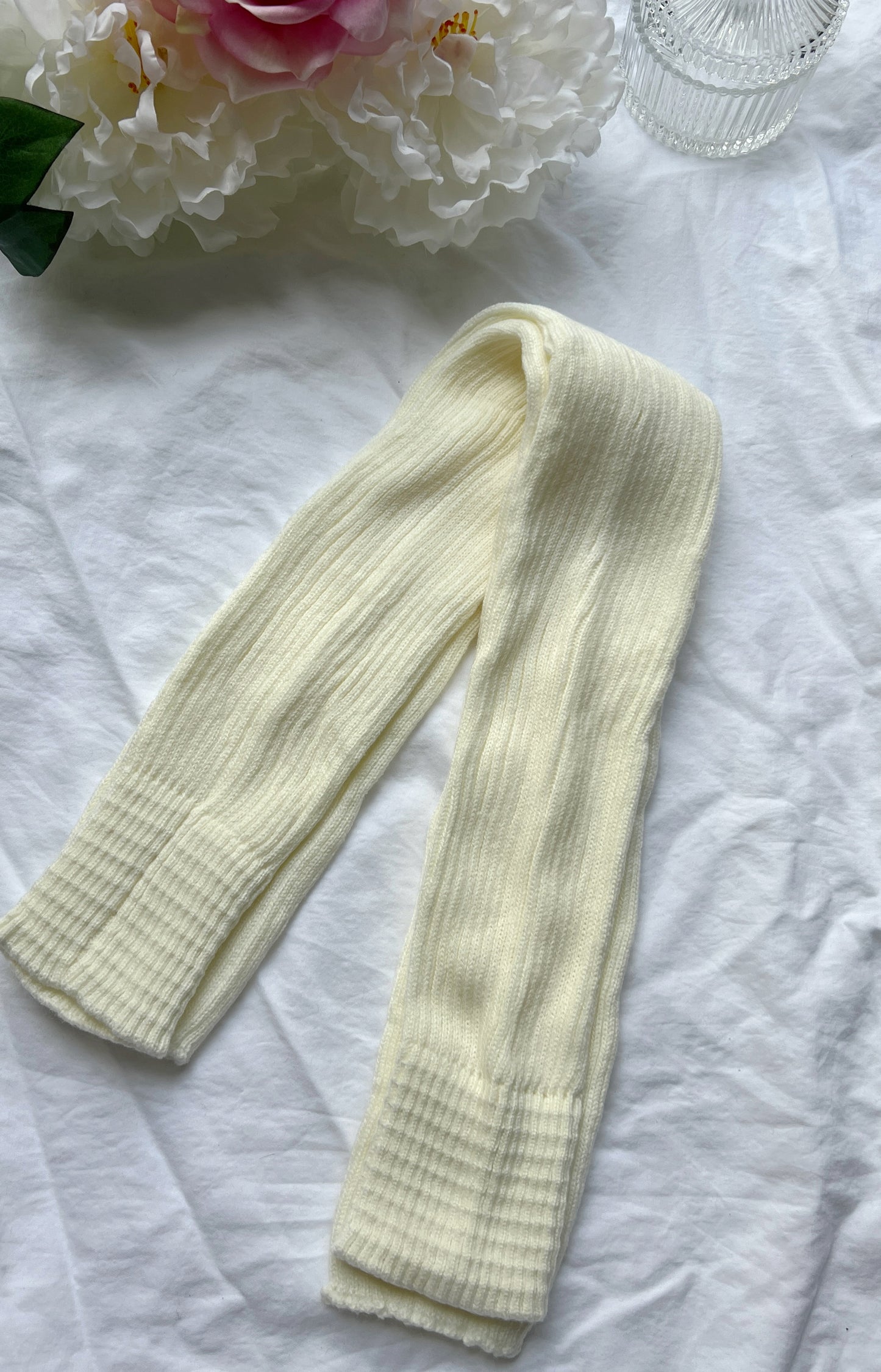 WHITE LEG WARMERS