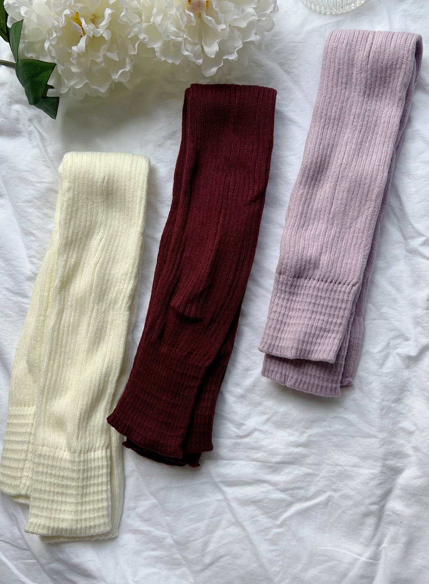 WHITE LEG WARMERS